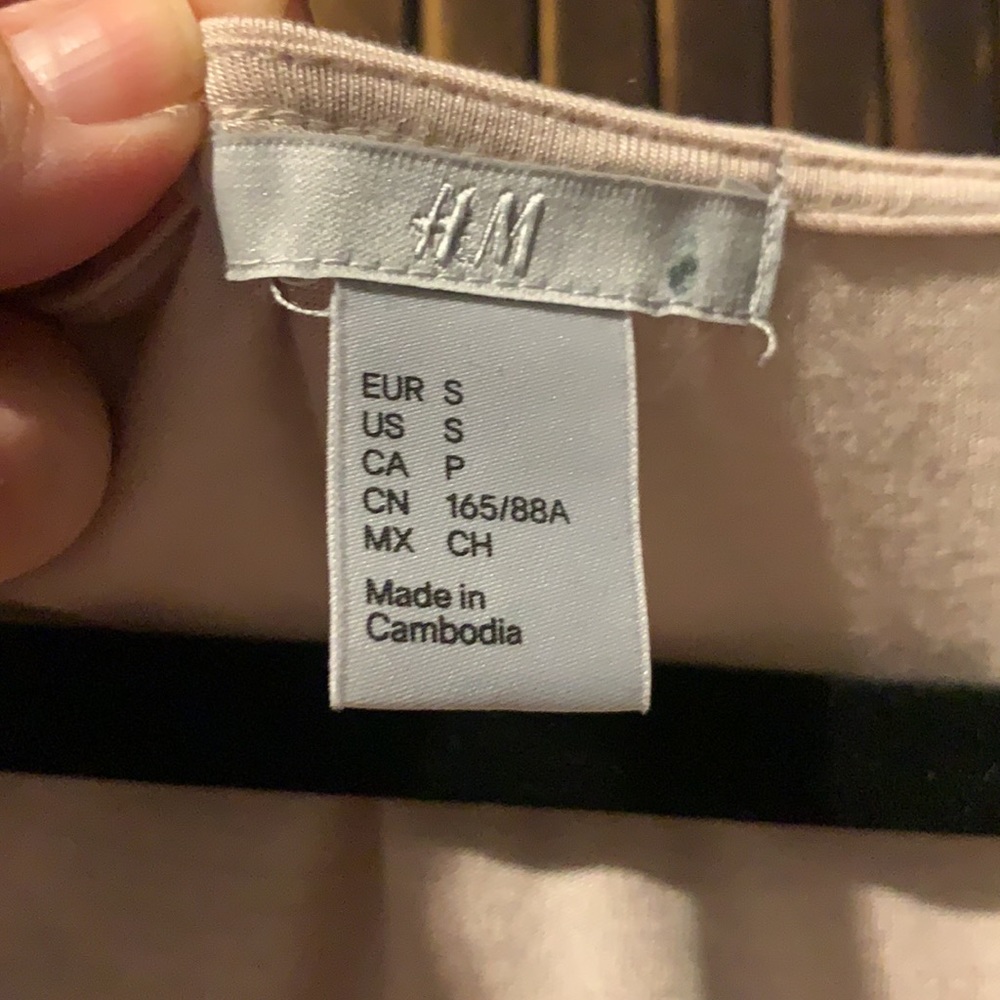 H&M top - Picture 2 of 3